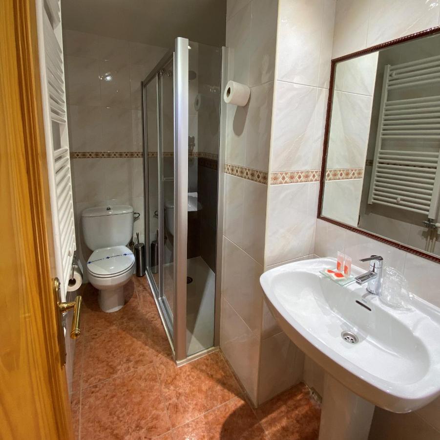 Hotel Casa Custodio Ла-Пуэбла-де-Рода Экстерьер фото