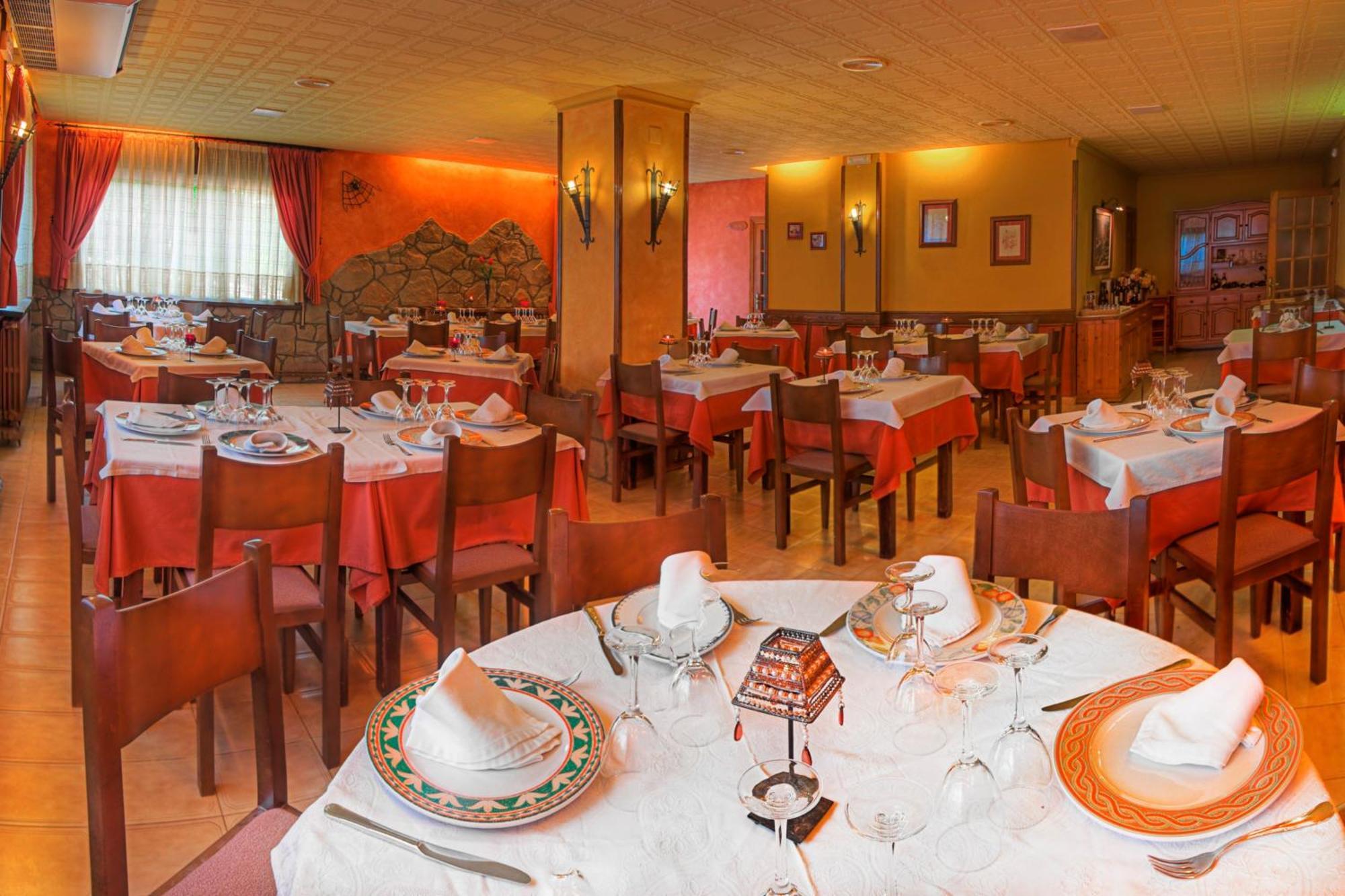 Hotel Casa Custodio Ла-Пуэбла-де-Рода Экстерьер фото